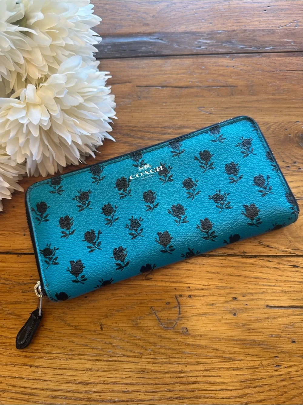 Coach F56716 Flower Slim Accordion Zip Around Wallet Turquoise & Black